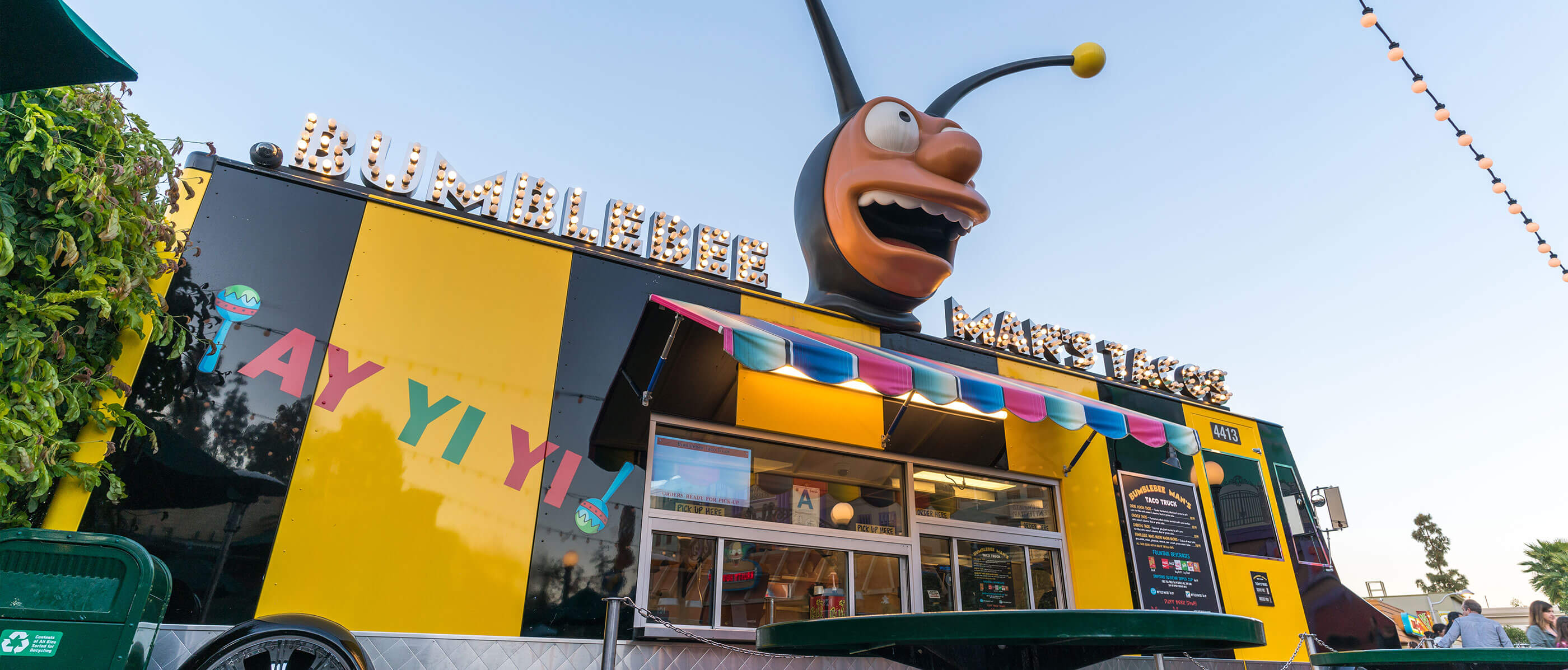 The entrance to Bumblebee Man's Tacos.