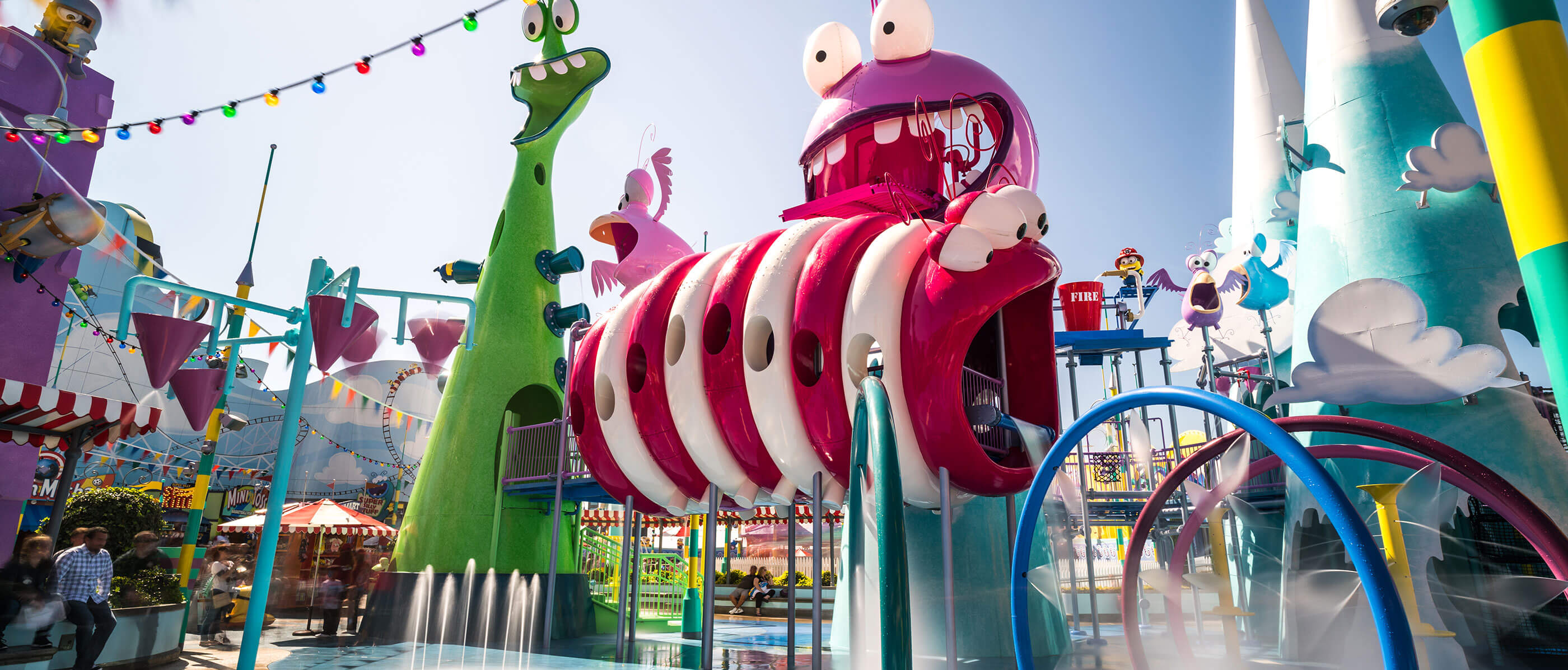 2800x1197_Super_Silly_Fun_land_Water_Play_Area.jpg