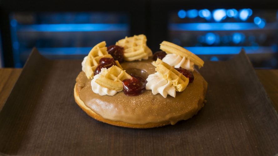 Halloween Horror Nights Food - The Eggo Donut
