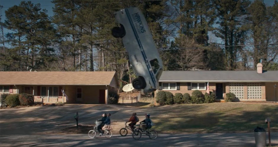 Halloween Horror Nights 2018 - Stranger Things - Flying Van